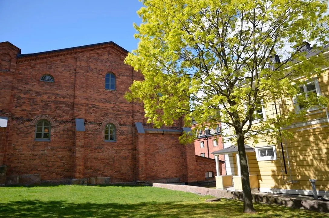 Beautiful Seaside Town Apartment With Sauna And On-Premise Restaurants Gym ,Supermarket Helsinki